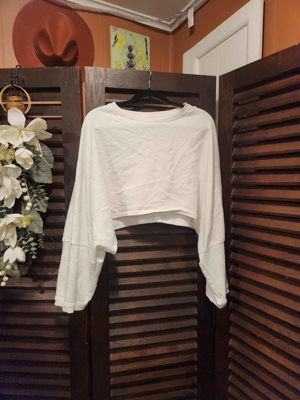 White Cropped Long-Sleeve Top - Women